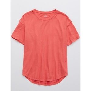 NWOT Aerie Destroyed Boyfriend Tee Size Small Strawberry